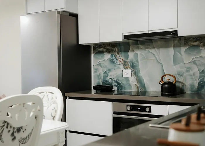 Apartment Living By Erle 2 New Baazar *